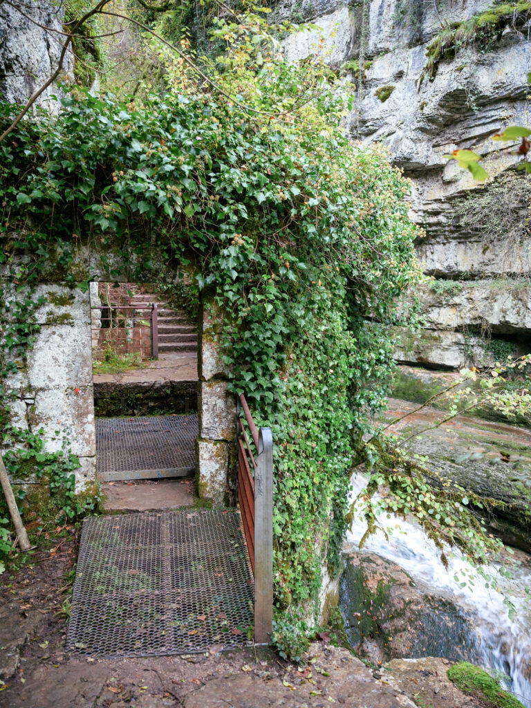 photo paysage Rocamadour. Randonnée dans les gorges de l'Alzou. Moulin de Saut