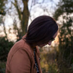 portrait femme canal du midi carcassonne shooting photo aux couleurs d'automne