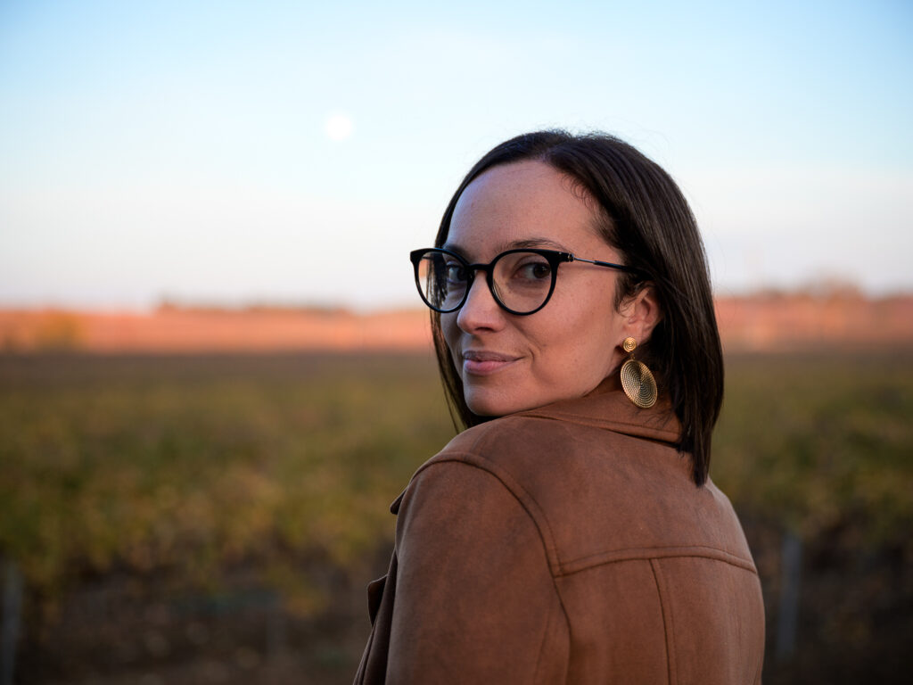 portrait femme canal du midi carcassonne shooting photo aux couleurs d'automne